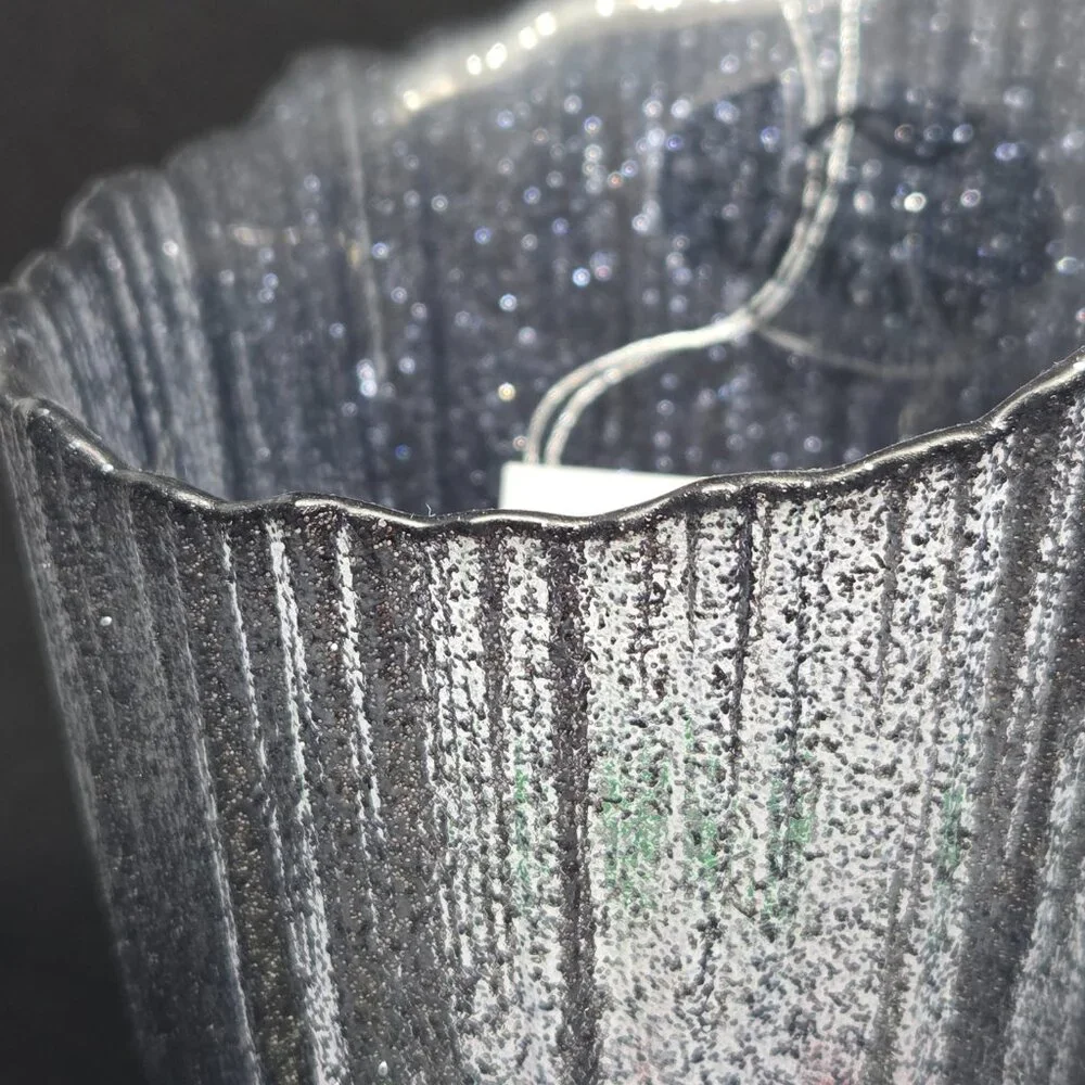 Murano Glass Hand Made in Italy Asymmetrical Vase - Grey Glitter - Picture 7 of 7